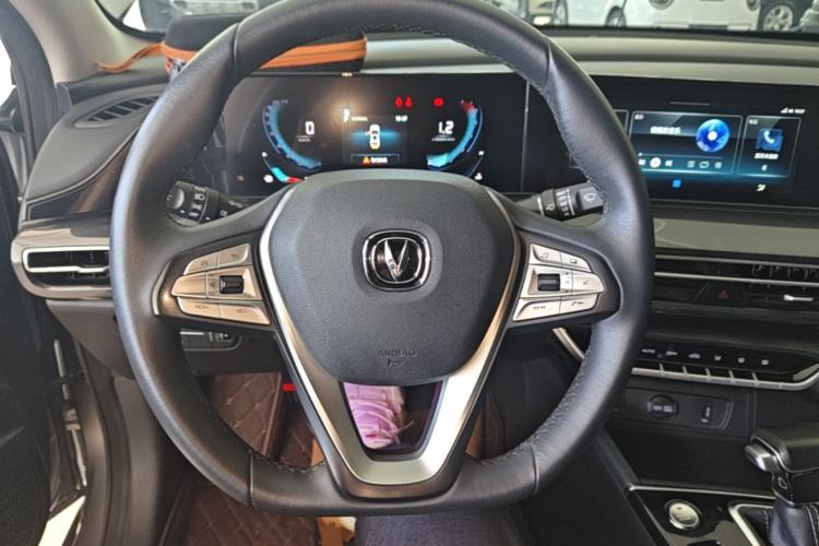 Used CHANGAN Eado 2020 PLUS Blue Whale NE 1.4T GDI DCT Prestige Model Steering Wheel