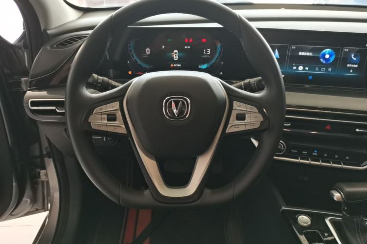 Used CHANGAN Eado 2020 PLUS 1.6L GDI Automatic Luxury Model Steering Wheel