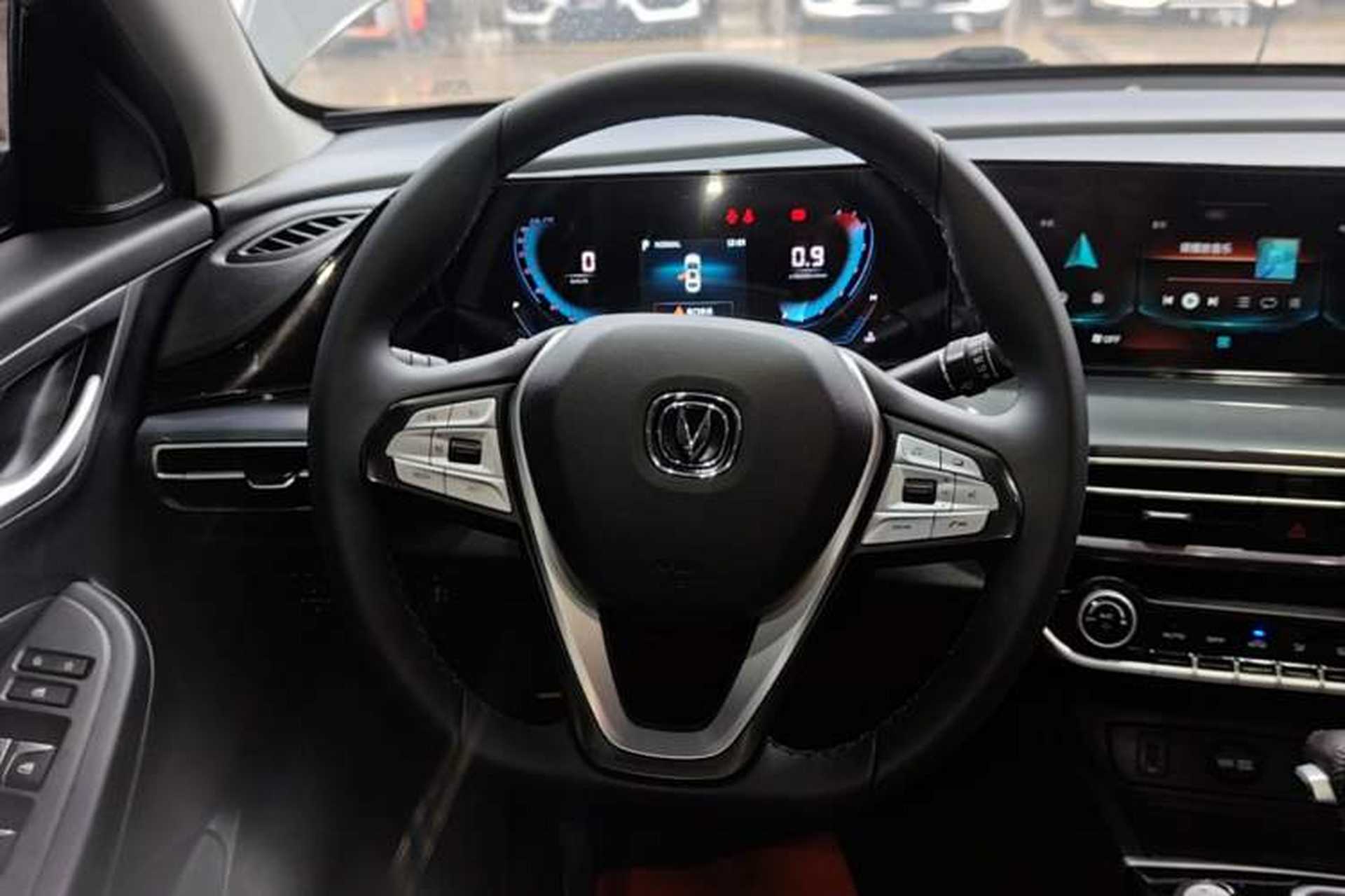 Used CHANGAN Eado 2020 PLUS Blue Whale NE 1.4T GDI DCT Prestige Model Steering Wheel