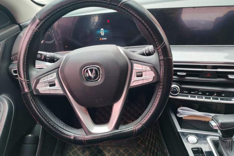 Used CHANGAN Eado 2020 PLUS Blue Whale NE 1.4T GDI DCT Prestige Model Steering Wheel