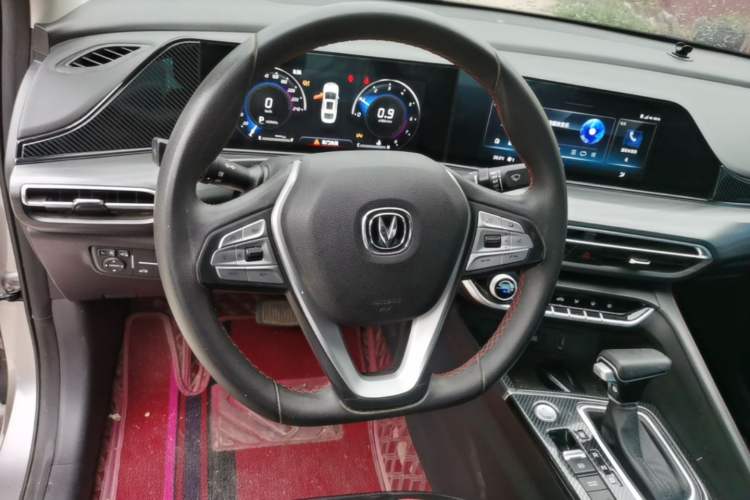 Used CHANGAN Eado 2020 PLUS Blue Whale NE 1.4T GDI DCT Flagship Model Steering Wheel