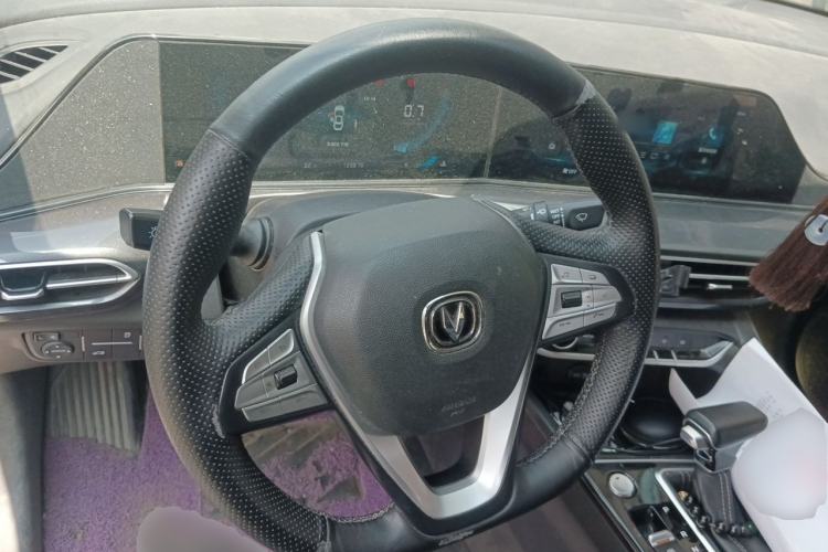 Used CHANGAN Eado 2020 PLUS 1.6L GDI Automatic Luxury Model Steering Wheel