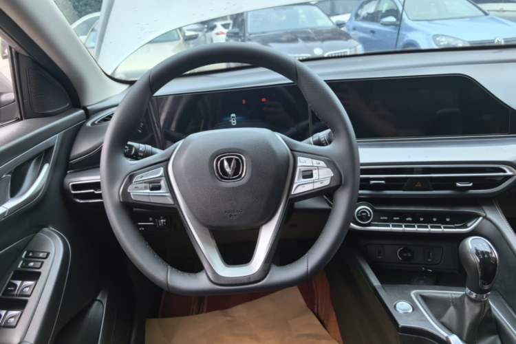 Used CHANGAN Eado 2020 PLUS 1.6L GDI Manual Luxury Model Steering Wheel