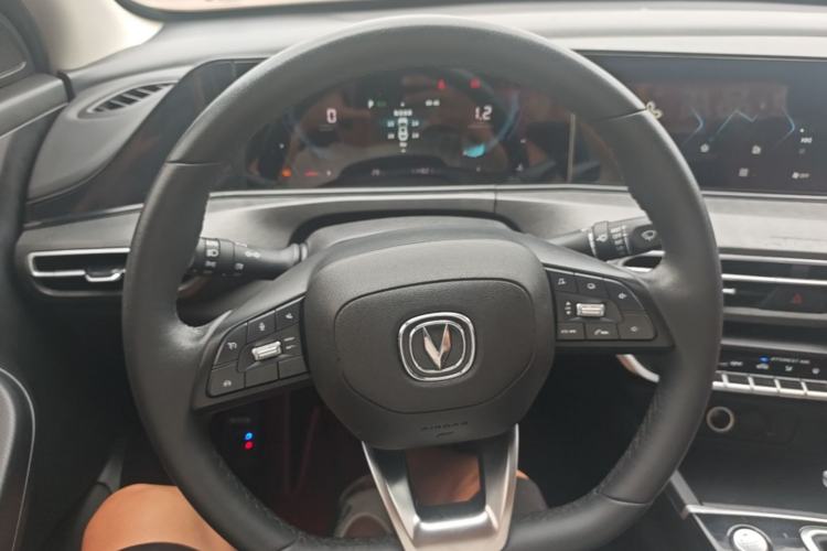 Used CHANGAN Eado 2020 PLUS Blue Whale NE 1.4T GDI DCT Prestige Model Steering Wheel