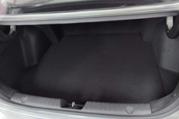 Used CHANGAN Eado 2020 PLUS Blue Whale NE 1.4T GDI DCT Prestige Model Trunk
