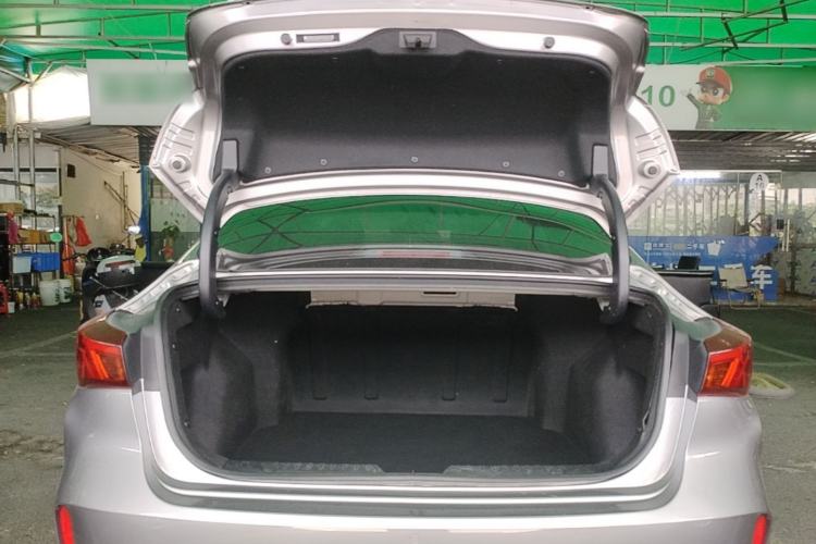 Used CHANGAN Eado 2020 PLUS Blue Whale NE 1.4T GDI DCT Prestige Model Trunk