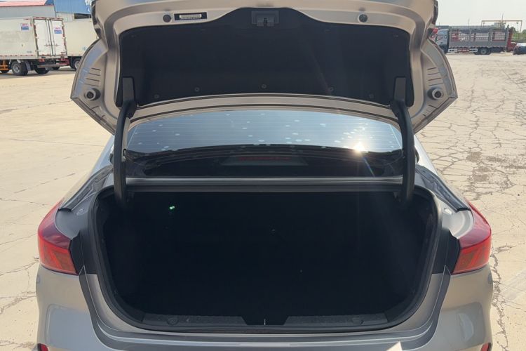Used CHANGAN Eado 2020 PLUS Blue Whale NE 1.4T GDI DCT Prestige Model Trunk