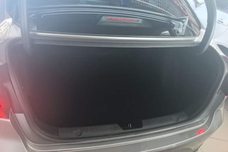 Used CHANGAN Eado 2020 PLUS Blue Whale NE 1.4T GDI DCT Prestige Model Trunk