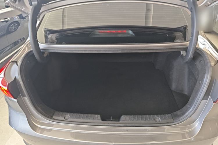 Used CHANGAN Eado 2020 PLUS Blue Whale NE 1.4T GDI DCT Prestige Model Trunk