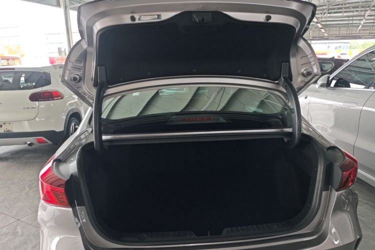 Used CHANGAN Eado 2020 PLUS Blue Whale NE 1.4T GDI DCT Flagship Model Trunk