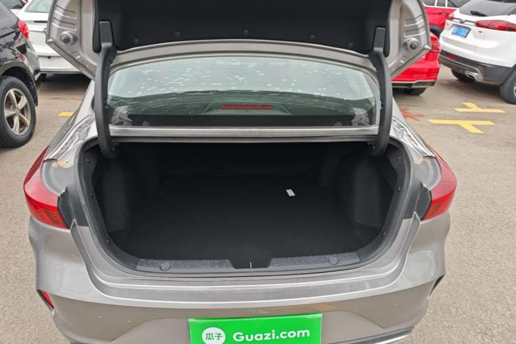 Used CHANGAN Eado 2020 PLUS Blue Whale NE 1.4T GDI DCT Prestige Model Trunk