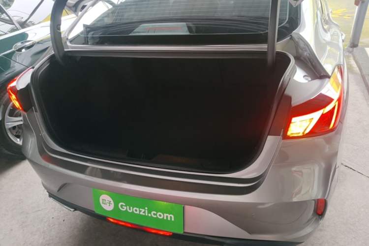 Used CHANGAN Eado 2020 PLUS Blue Whale NE 1.4T GDI DCT Flagship Model Trunk