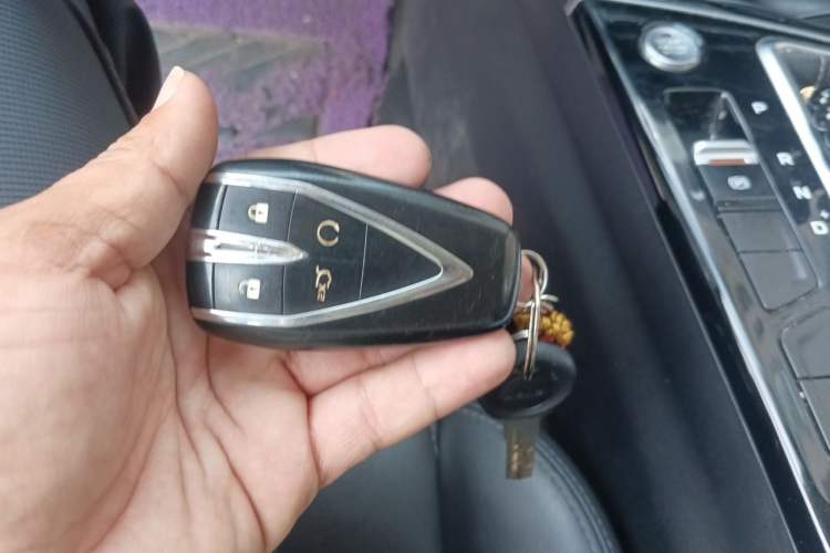 Used CHANGAN Eado 2020 PLUS 1.6L GDI Automatic Luxury Model Vehicle Key