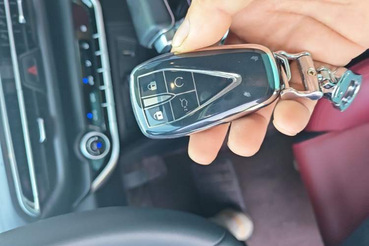 Used CHANGAN Eado 2020 PLUS Blue Whale NE 1.4T GDI DCT Flagship Model Vehicle Key