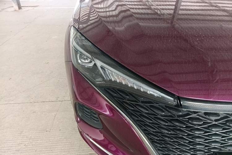 Used CHANGAN Eado 2020 PLUS Blue Whale NE 1.4T GDI DCT Flagship Model Right Front Headlight