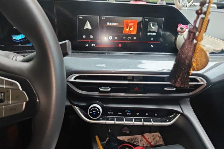 Used CHANGAN Eado 2020 PLUS Blue Whale NE 1.4T GDI DCT Prestige Model Audio And AC Panel