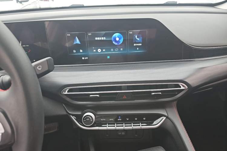 Used CHANGAN Eado 2020 PLUS Blue Whale NE 1.4T GDI DCT Flagship Model Audio And AC Panel