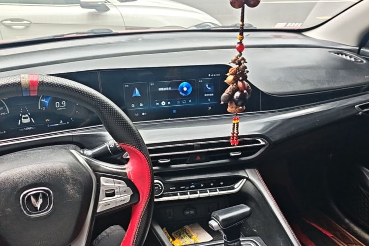 Used CHANGAN Eado 2020 PLUS Blue Whale NE 1.4T GDI DCT Flagship Model Center Console