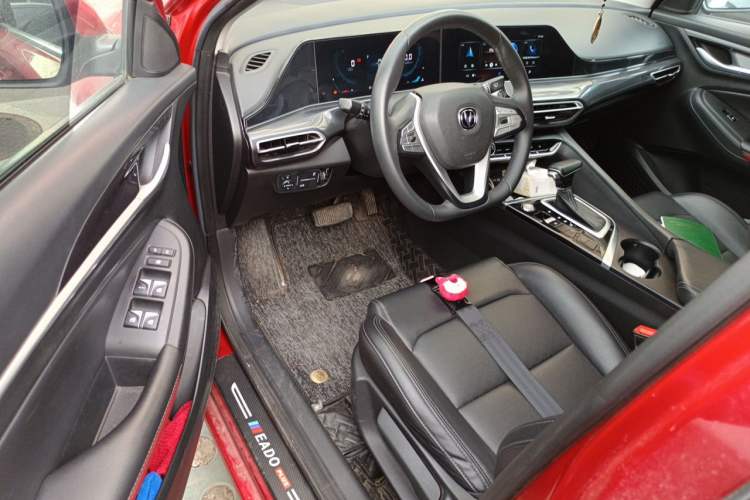 Used CHANGAN Eado 2020 PLUS 1.6L GDI Automatic Luxury Model Driver Seat