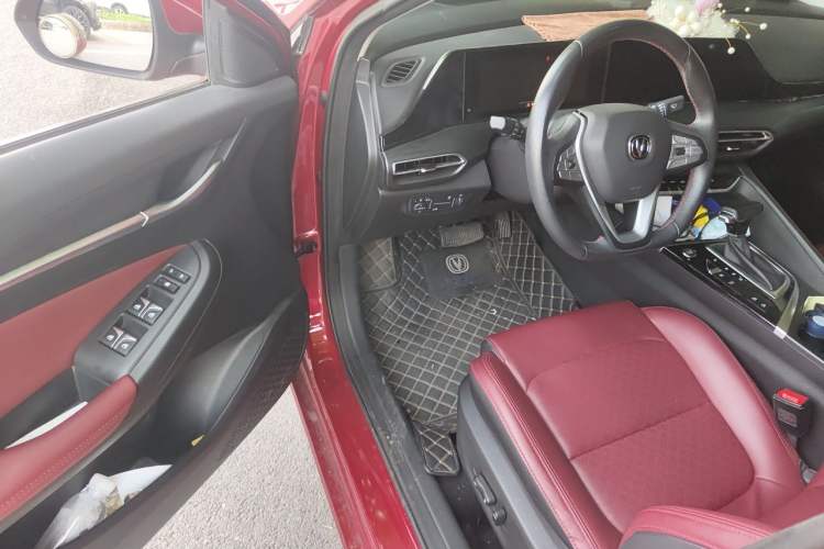 Used CHANGAN Eado 2020 PLUS Blue Whale NE 1.4T GDI DCT Flagship Model Driver Seat