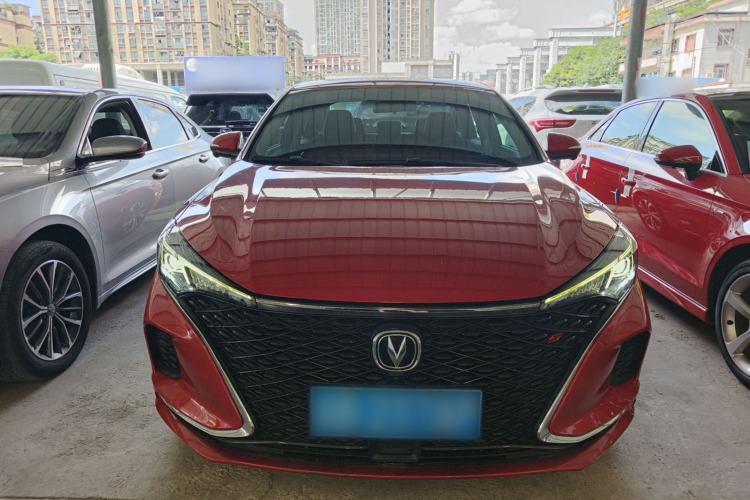 Used CHANGAN Eado 2020 PLUS Blue Whale NE 1.4T GDI DCT Flagship Model Front
