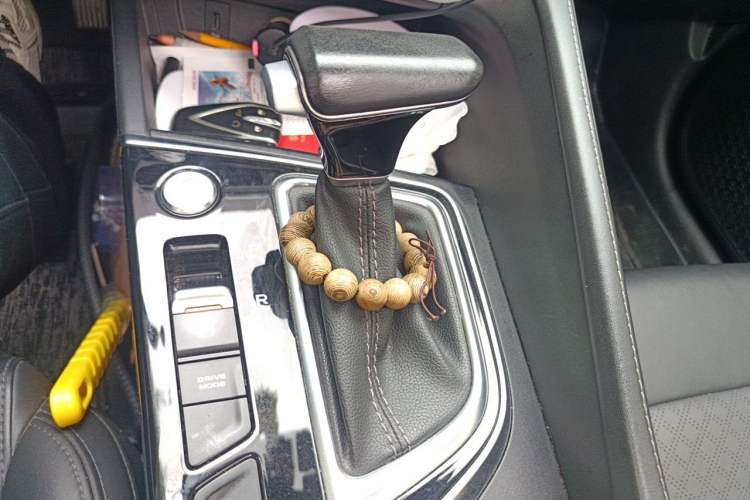 Used CHANGAN Eado 2020 PLUS Blue Whale NE 1.4T GDI DCT Prestige Model Gear Lever