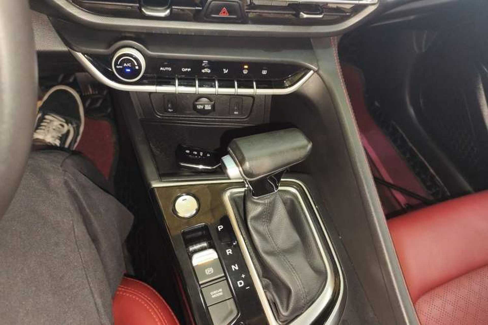 Used CHANGAN Eado 2020 PLUS Blue Whale NE 1.4T GDI DCT Flagship Model Gear Lever