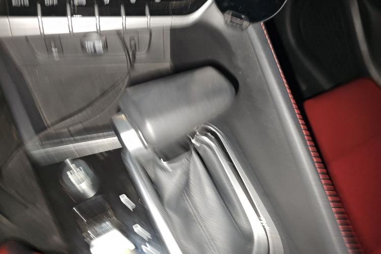 Used CHANGAN Eado 2020 PLUS Blue Whale NE 1.4T GDI DCT Flagship Model Gear Lever