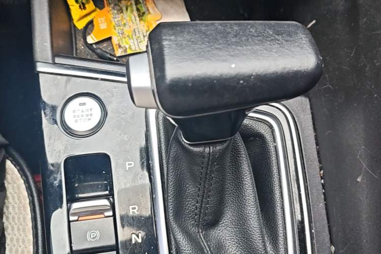 Used CHANGAN Eado 2020 PLUS Blue Whale NE 1.4T GDI DCT Flagship Model Gear Lever