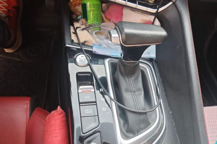 Used CHANGAN Eado 2020 PLUS Blue Whale NE 1.4T GDI DCT Flagship Model Gear Lever