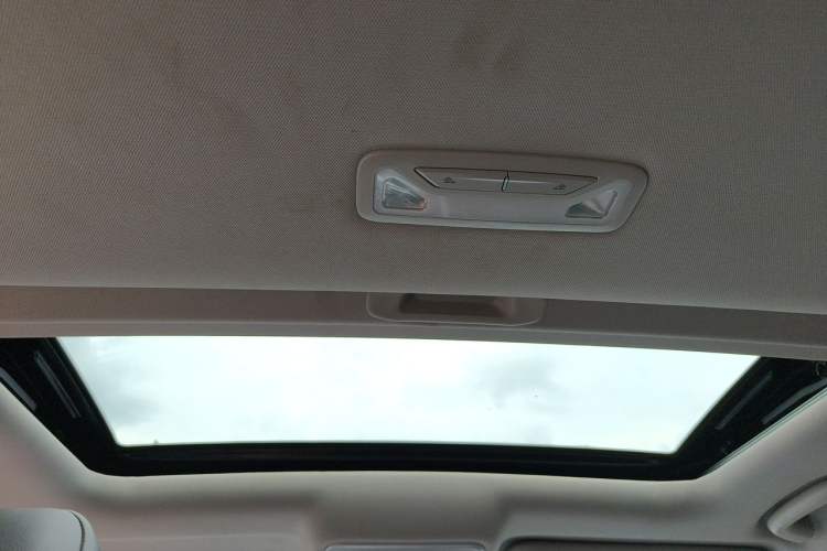 Used CHANGAN Eado 2020 PLUS Blue Whale NE 1.4T GDI DCT Prestige Model Headliner