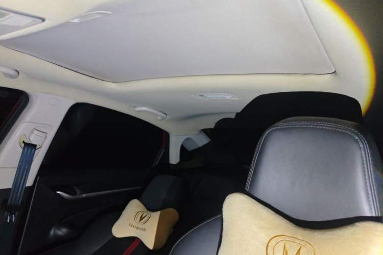 Used CHANGAN Eado 2020 PLUS 1.6L GDI Manual Luxury Model Headliner