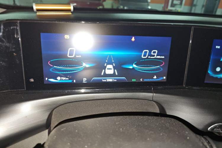 Used CHANGAN Eado 2020 PLUS Blue Whale NE 1.4T GDI DCT Flagship Model Instrument Cluster