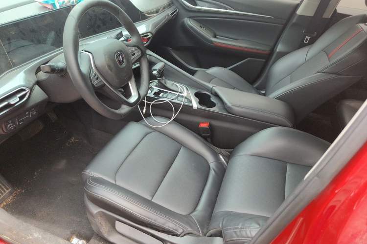 Used CHANGAN Eado 2020 PLUS Blue Whale NE 1.4T GDI DCT Prestige Model Left Front Seat