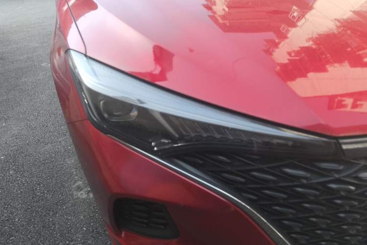 Used CHANGAN Eado 2020 PLUS Blue Whale NE 1.4T GDI DCT Prestige Model Right Front Headlight