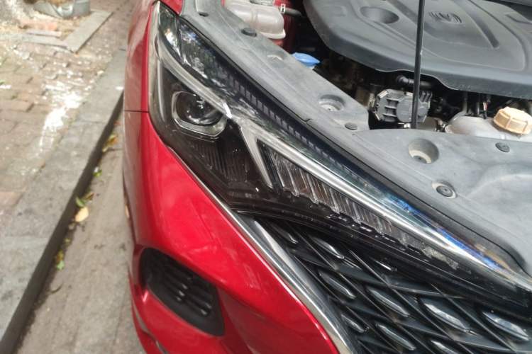 Used CHANGAN Eado 2020 PLUS Blue Whale NE 1.4T GDI DCT Flagship Model Right Front Headlight