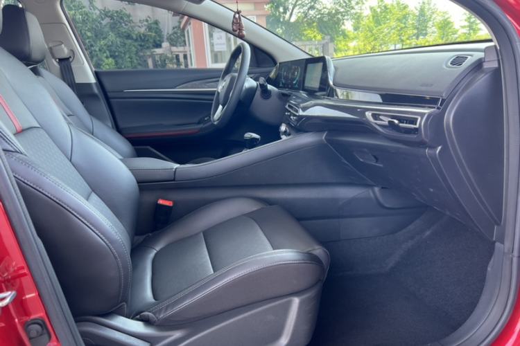 Used CHANGAN Eado 2020 PLUS Blue Whale NE 1.4T GDI DCT Prestige Model Right Front Seat