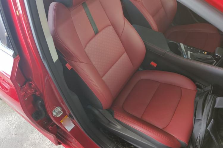 Used CHANGAN Eado 2020 PLUS Blue Whale NE 1.4T GDI DCT Flagship Model Right Front Seat