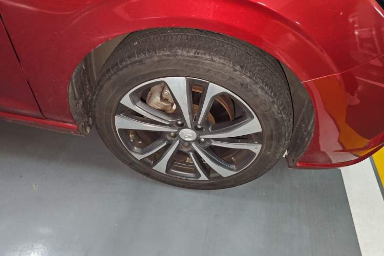 Used CHANGAN Eado 2020 PLUS Blue Whale NE 1.4T GDI DCT Flagship Model Right Front Wheel Hub