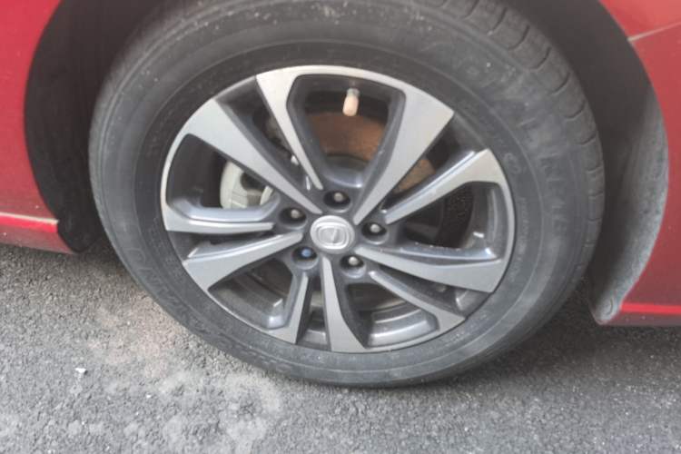 Used CHANGAN Eado 2020 PLUS Blue Whale NE 1.4T GDI DCT Prestige Model Right Front Wheel Hub