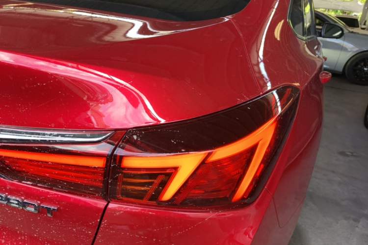Used CHANGAN Eado 2020 PLUS Blue Whale NE 1.4T GDI DCT Flagship Model Right Rear Taillight