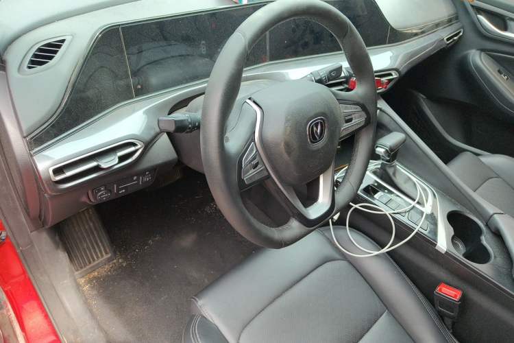 Used CHANGAN Eado 2020 PLUS Blue Whale NE 1.4T GDI DCT Prestige Model Steering Wheel