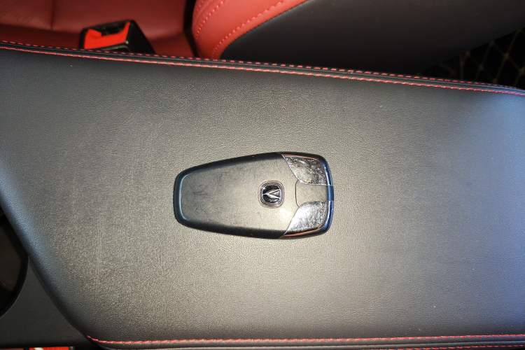 Used CHANGAN Eado 2020 PLUS Blue Whale NE 1.4T GDI DCT Flagship Model Vehicle Key