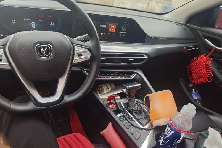 Used CHANGAN Eado 2020 PLUS Blue Whale NE 1.4T GDI DCT Prestige Model Center Console