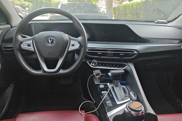 Used CHANGAN Eado 2020 PLUS Blue Whale NE 1.4T GDI DCT Flagship Model Center Console
