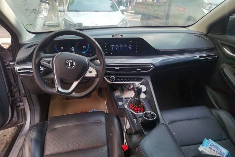 Used CHANGAN Eado 2020 PLUS 1.6L GDI Manual Elite Model Center Console