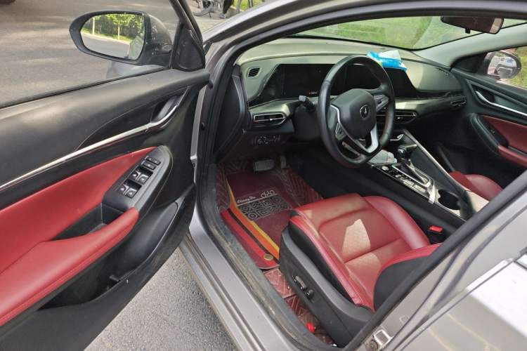 Used CHANGAN Eado 2020 PLUS Blue Whale NE 1.4T GDI DCT Flagship Model Driver Seat