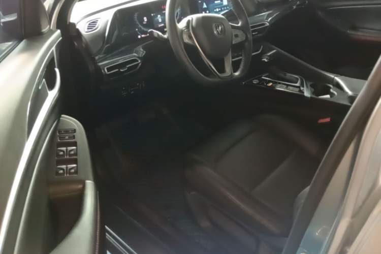 Used CHANGAN Eado 2020 PLUS Blue Whale NE 1.4T GDI DCT Prestige Model Driver Seat