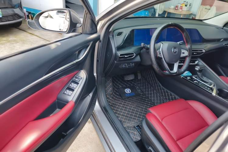 Used CHANGAN Eado 2020 PLUS Blue Whale NE 1.4T GDI DCT Flagship Model Driver Seat
