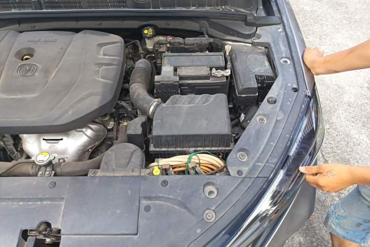 Used CHANGAN Eado 2020 PLUS 1.6L GDI Manual Luxury Model Engine Bay Left